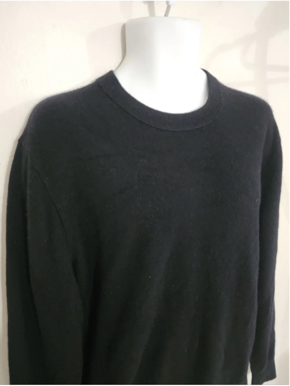 Banana Republic 100% Cashmere Black Crewneck Sweater Men's Large